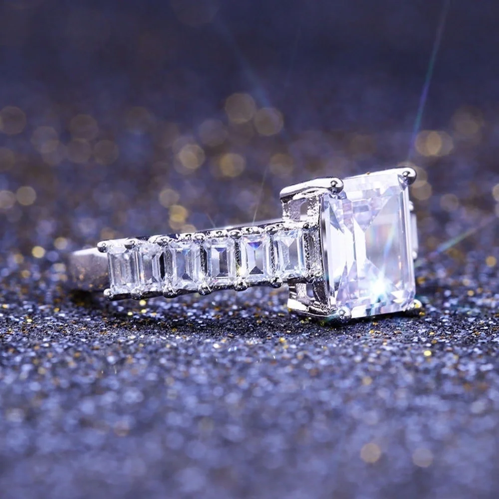 *DEVORA* Silver x Zircon Square Fashion Ring Size 8